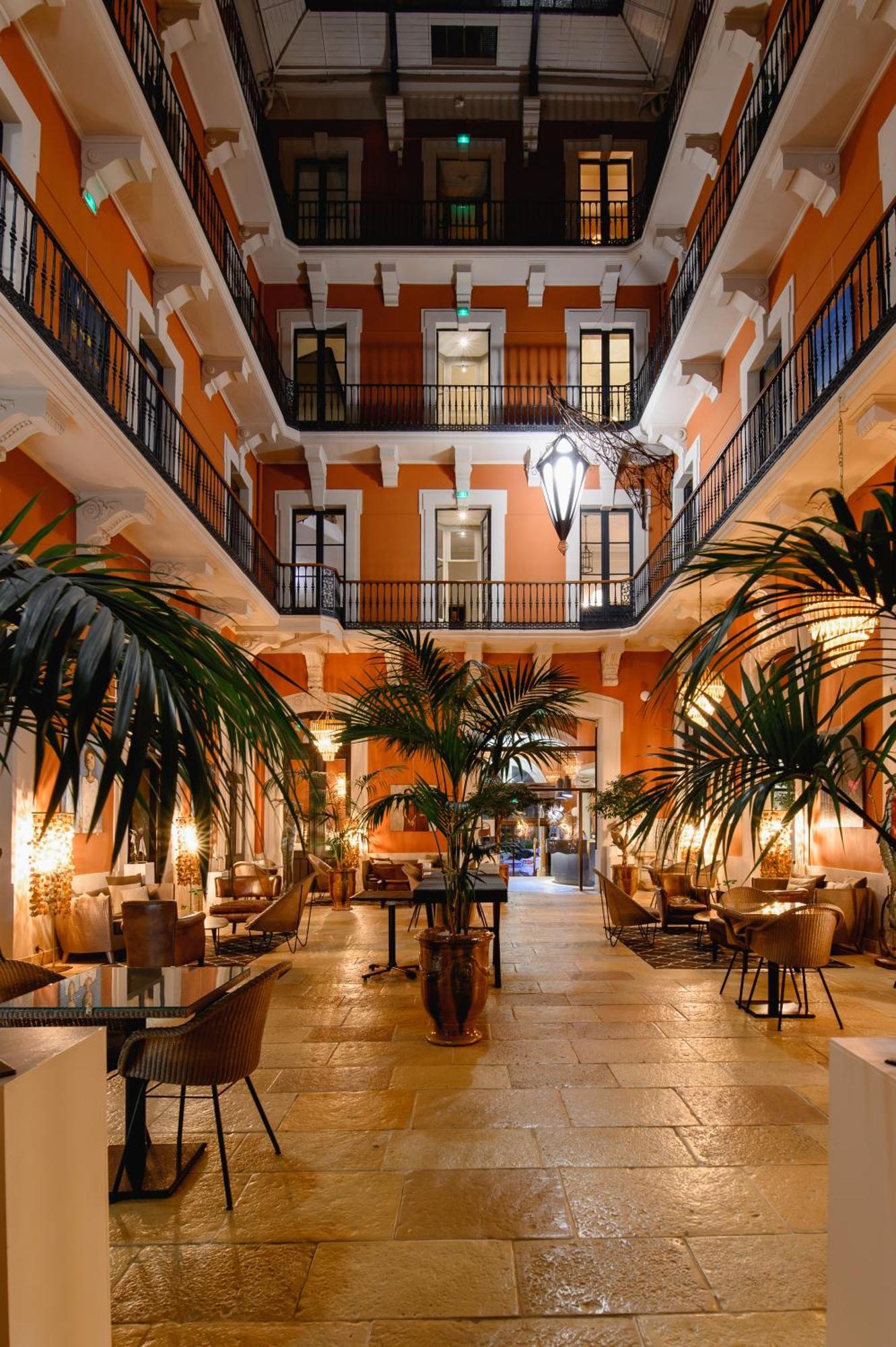 Le Grand Hotel Sete Ngoại thất bức ảnh